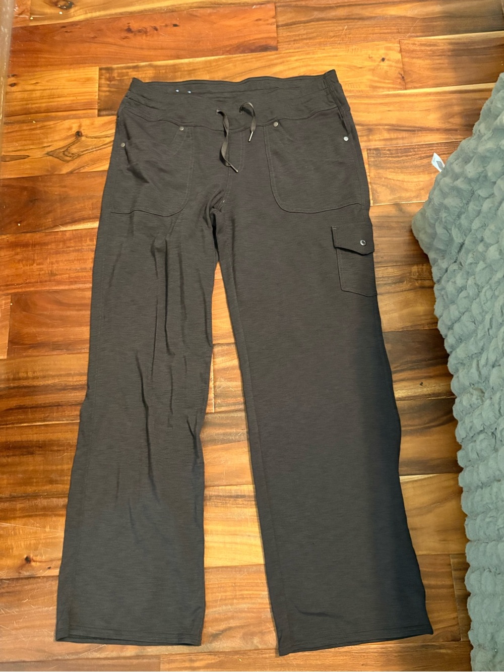 KÜHL Freeflex Cargo Pants Women’s Size 12 Short Brown Hiking Outdoor (1195)